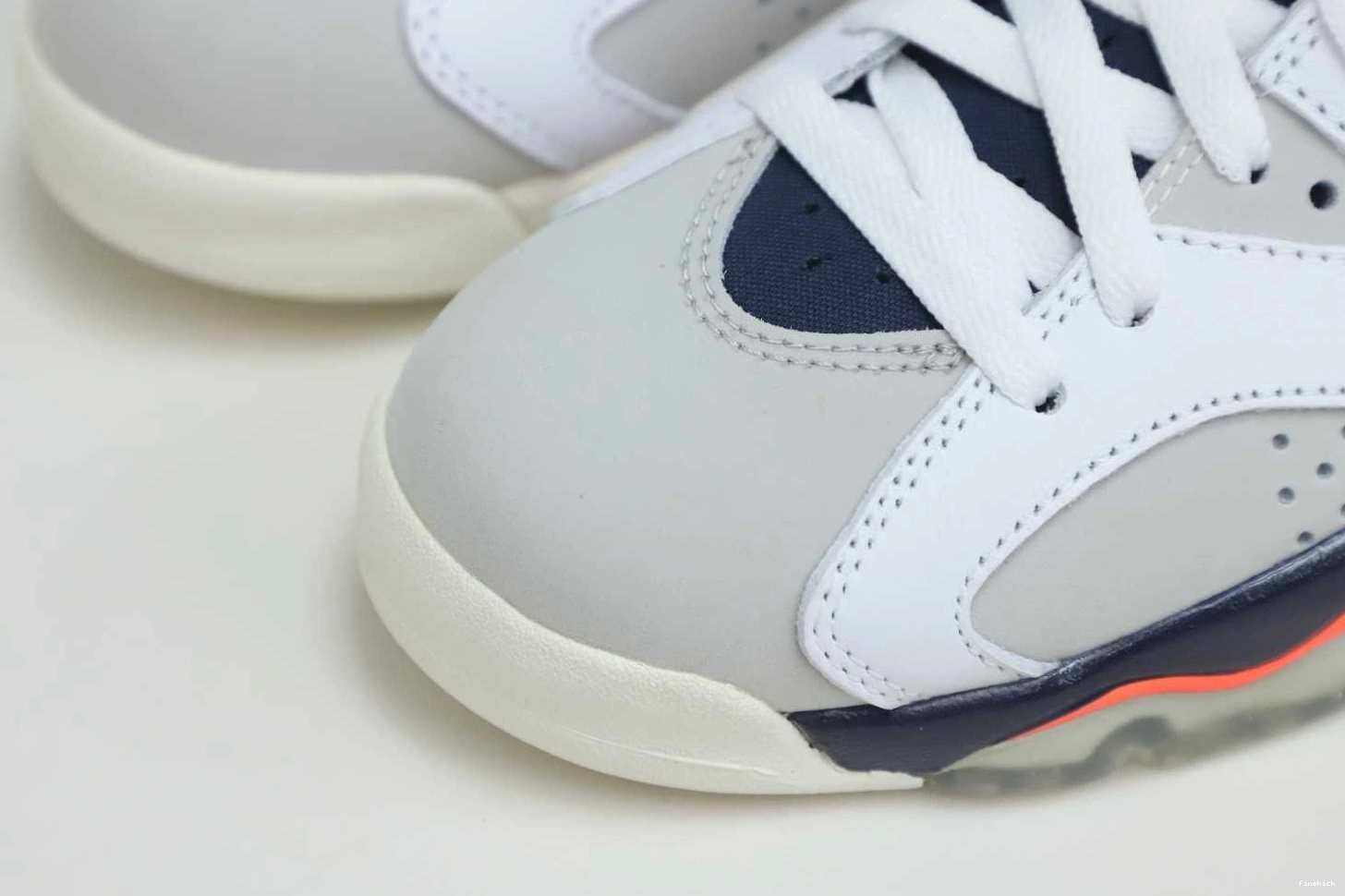 AIR 6 JORDAN RETRO 'TINKER' 1110